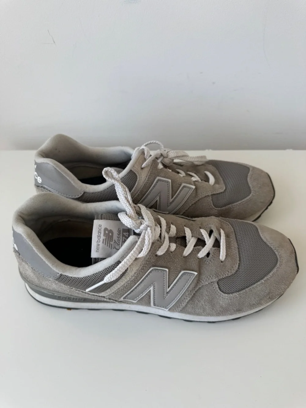 New Balance ML574 White Gray Mesh Suede Sneaker Sz 12 (Runs Small fits 11) Men